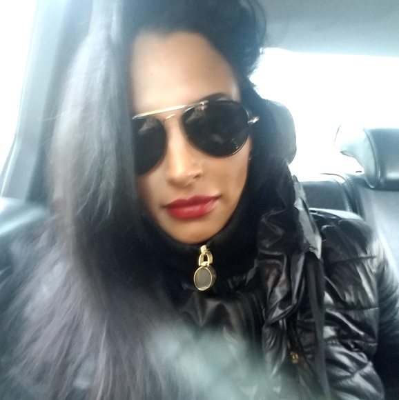 Meet your Posher, Remy - Picture 2 of 3